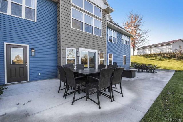 5909 E 92nd Street, Newaygo, MI 49337