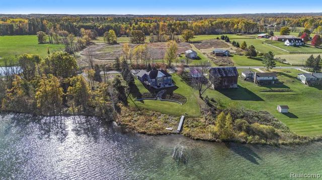 5909 E 92nd Street, Newaygo, MI 49337