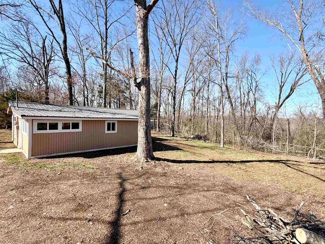 345 SHAD LN, Adamsville, TN 38310