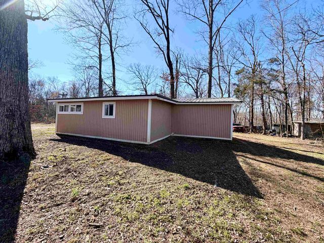 345 SHAD LN, Adamsville, TN 38310