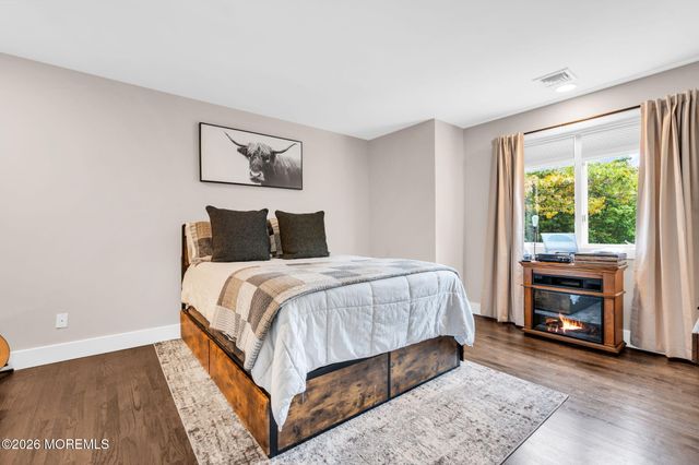 715 Radcliffe Road, Lanoka Harbor, NJ 08734