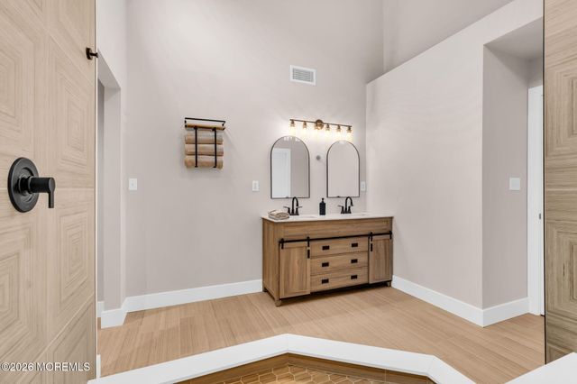 715 Radcliffe Road, Lanoka Harbor, NJ 08734
