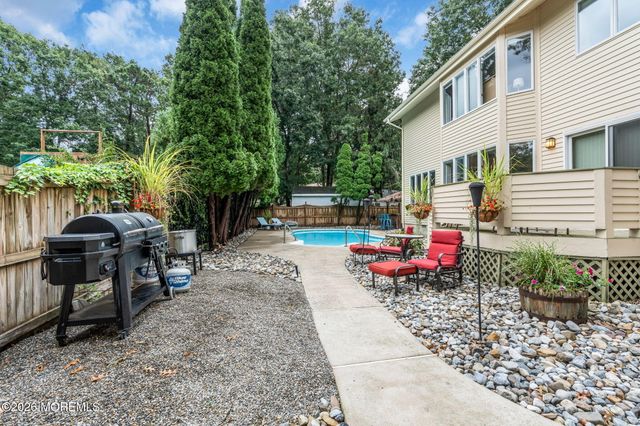 715 Radcliffe Road, Lanoka Harbor, NJ 08734