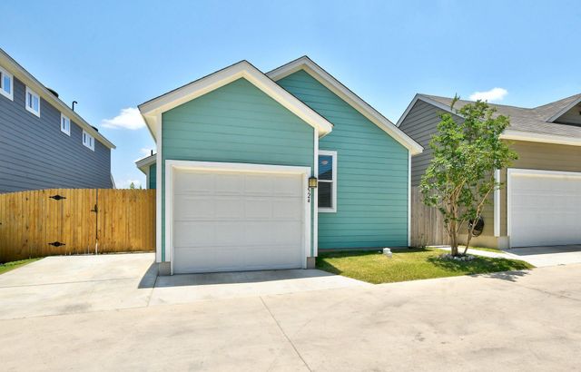 524 Ferrule DR, Kyle, TX 78640