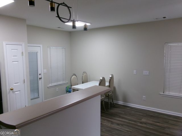 1393 Raven Rock Trail NW, Kennesaw, GA 30152