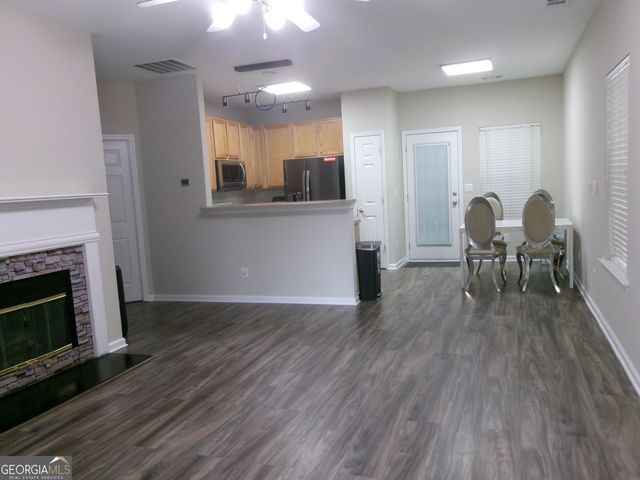 1393 Raven Rock Trail NW, Kennesaw, GA 30152