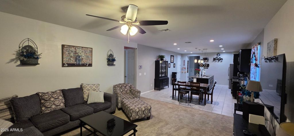 Image 10 of property listing at 18025 W HILTON Avenue, Goodyear, AZ 85338