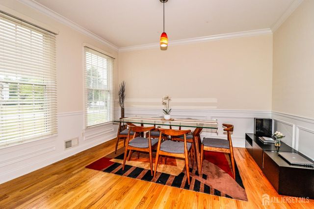 2 Brenner Court, Franklin Twsp, NJ 08873