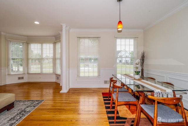 2 Brenner Court, Franklin Twsp, NJ 08873