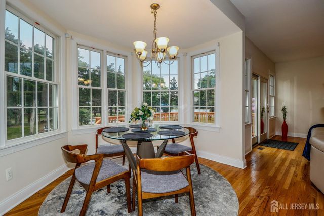 2 Brenner Court, Franklin Twsp, NJ 08873