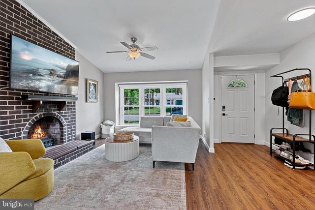 12728 BUILDERS RD, Herndon, VA 20170