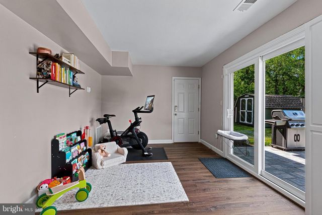 12728 BUILDERS RD, Herndon, VA 20170
