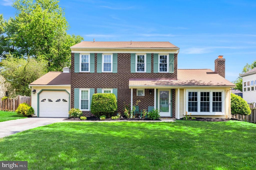 12728 BUILDERS RD, Herndon, VA 20170
