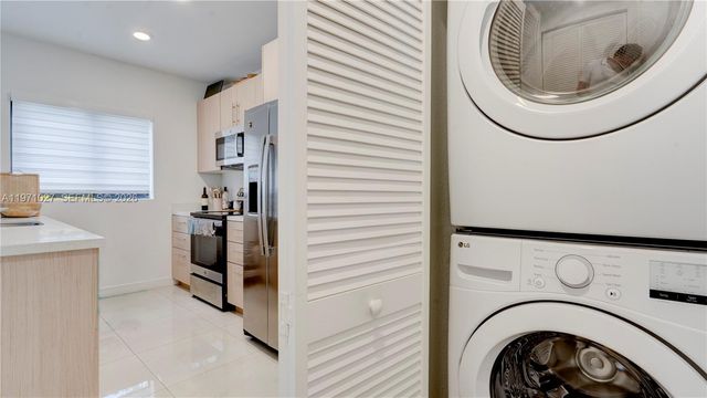 1168 NW 1st St, Florida City, FL 33034