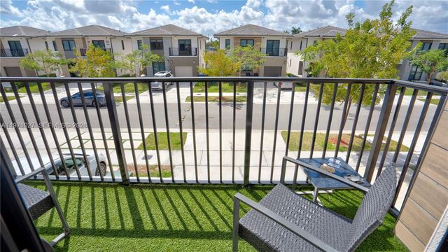 1168 NW 1st St, Florida City, FL 33034