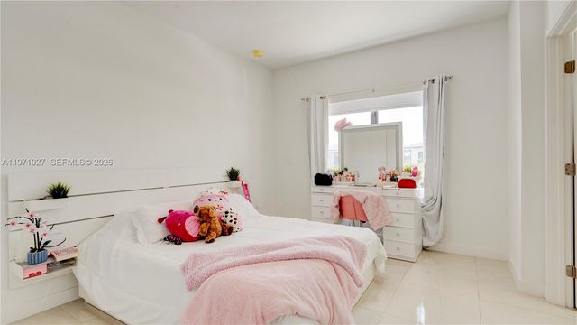 1168 NW 1st St, Florida City, FL 33034