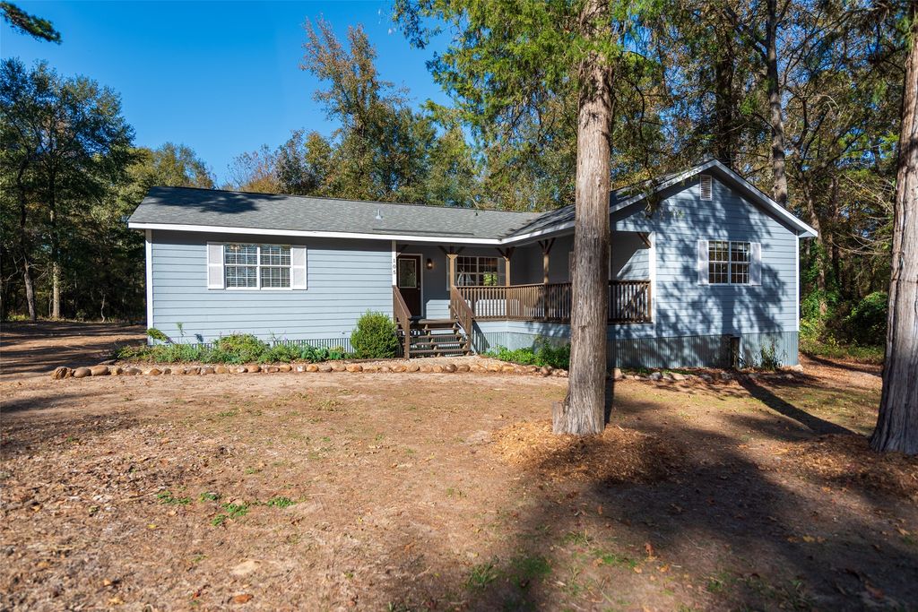 105 Llano Court, Scroggins, TX 75480