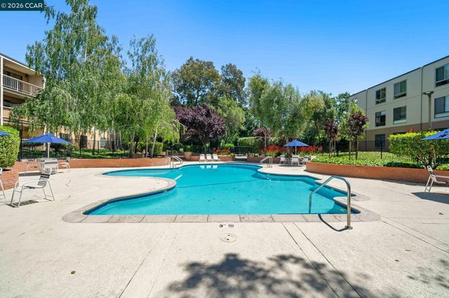 460 N Civic Dr 301, Walnut Creek, CA 94596