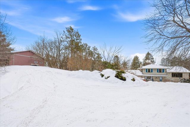 2111 55th Avenue, Baldwin, WI 54002