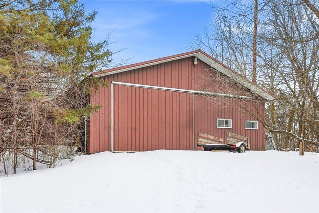 2111 55th Avenue, Baldwin, WI 54002