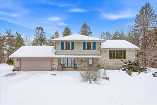 2111 55th Avenue, Baldwin, WI 54002