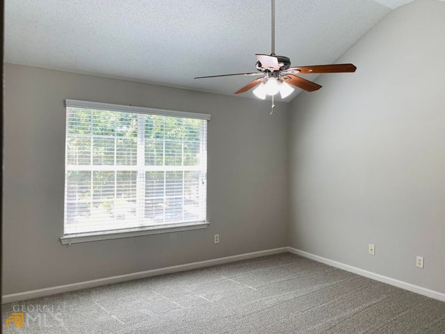 221 Southwind Lane, Newnan, GA 30265