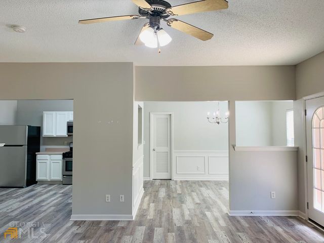 221 Southwind Lane, Newnan, GA 30265