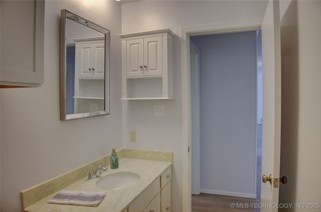 5206 S Harvard Avenue 106, Tulsa, OK 74135