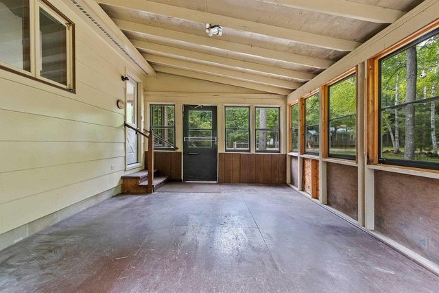 11771 LAURA LANE, Crivitz, WI 54114