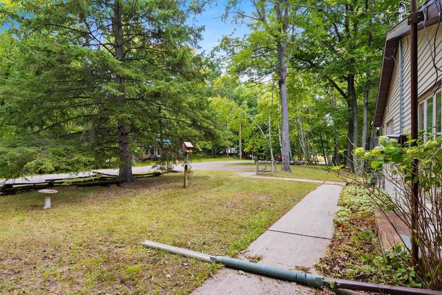 11771 LAURA LANE, Crivitz, WI 54114