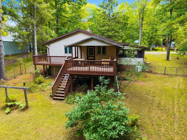 11771 LAURA LANE, Crivitz, WI 54114