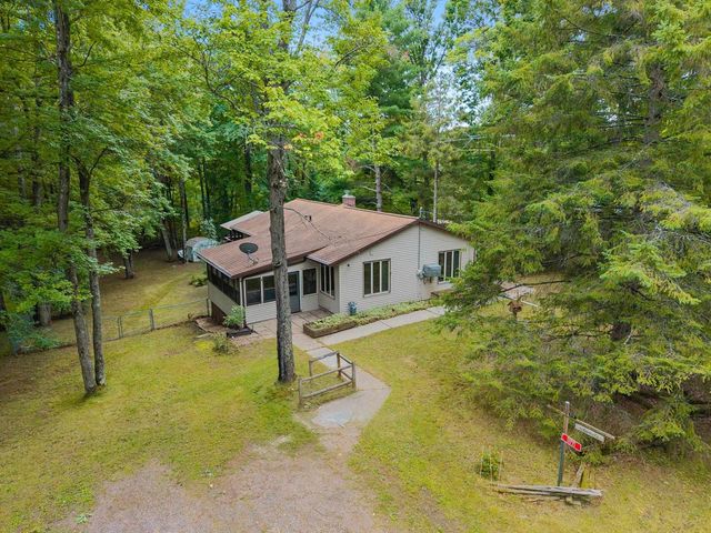 11771 LAURA LANE, Crivitz, WI 54114