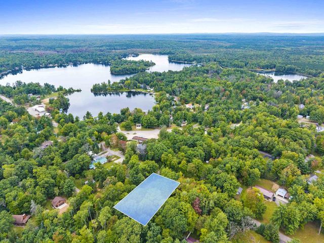 11771 LAURA LANE, Crivitz, WI 54114