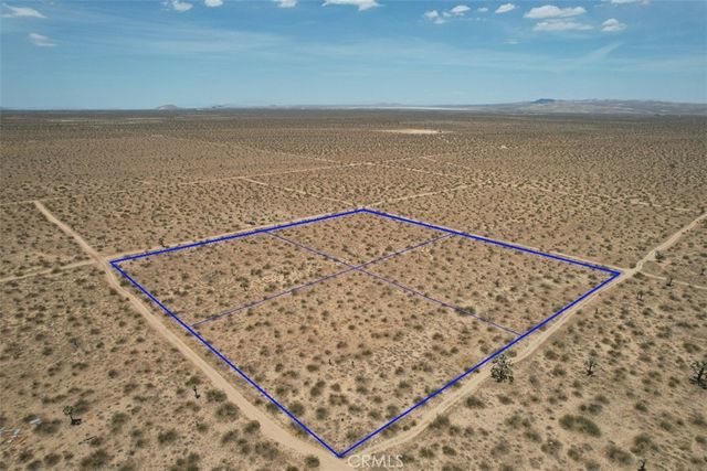 8 Buckeye Avenue, Adelanto, CA 92301