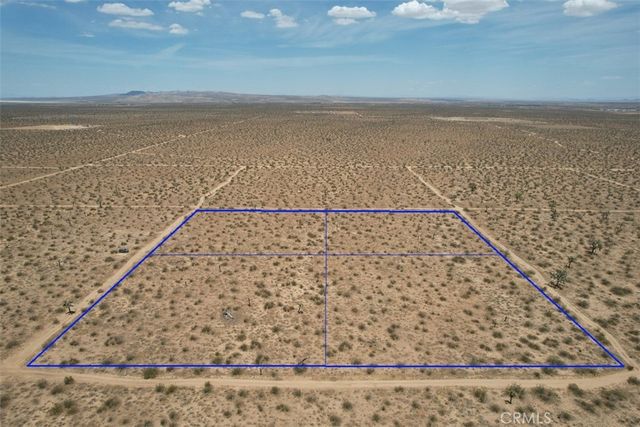 8 Buckeye Avenue, Adelanto, CA 92301