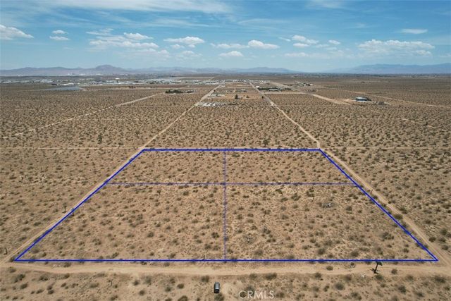 8 Buckeye Avenue, Adelanto, CA 92301