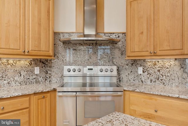 116 KETTLE BOTTOM DR, Colonial Beach, VA 22443