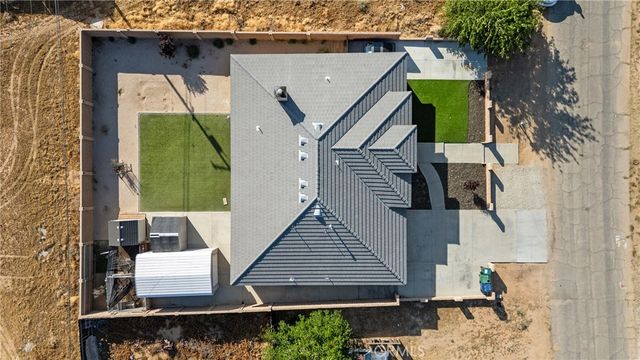8780 Holly, California City, CA 93505
