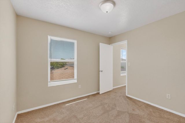 10328 Flagstaff Drive NW, Albuquerque, NM 87114