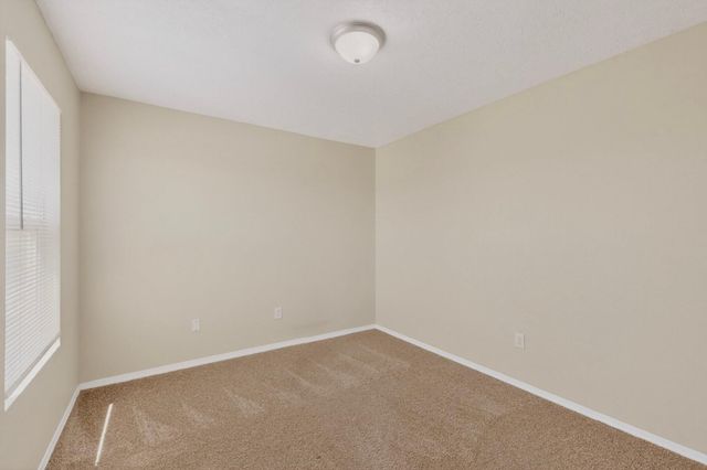 10328 Flagstaff Drive NW, Albuquerque, NM 87114