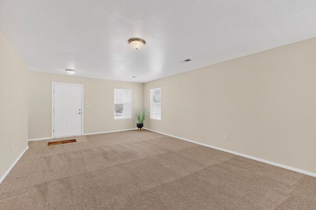 10328 Flagstaff Drive NW, Albuquerque, NM 87114