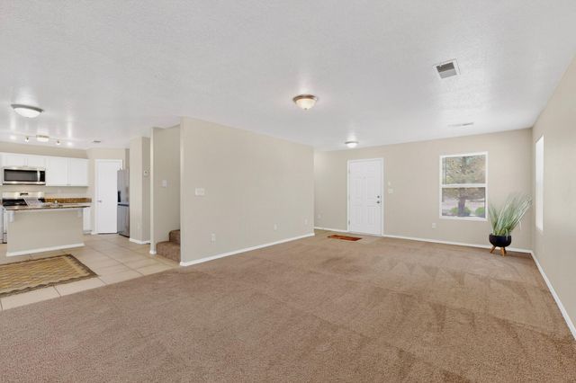 10328 Flagstaff Drive NW, Albuquerque, NM 87114