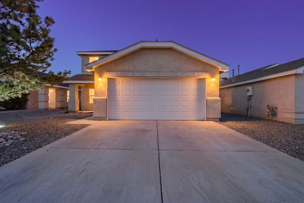10328 Flagstaff Drive NW, Albuquerque, NM 87114