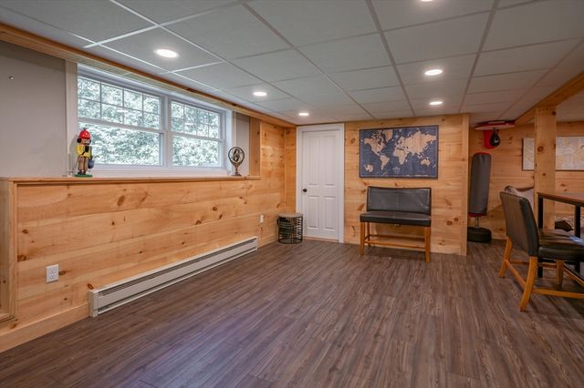 7 N Salem Rd, Hampstead, NH 03841
