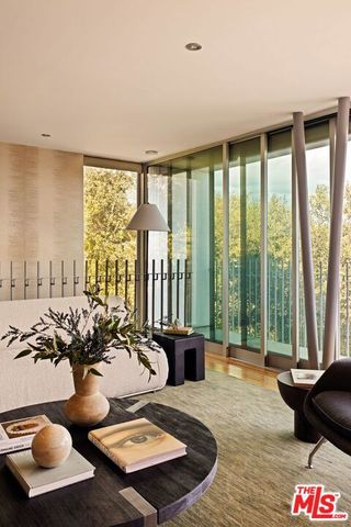 1290 Rancheros Road, Pasadena, CA 91103