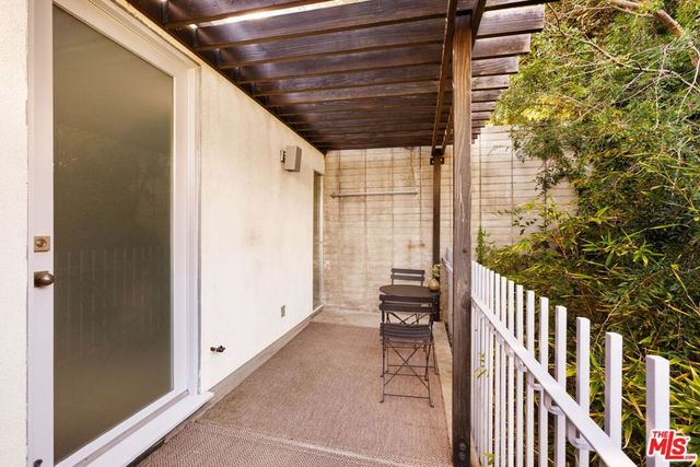 1290 Rancheros Road, Pasadena, CA 91103