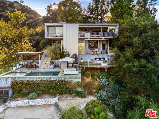 1290 Rancheros Road, Pasadena, CA 91103