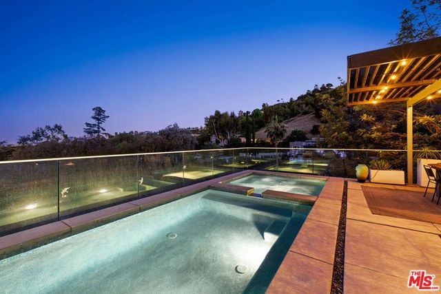 1290 Rancheros Road, Pasadena, CA 91103