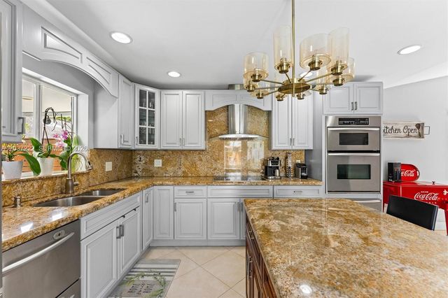 8211 NW 52nd Court, Lauderhill, FL 33351