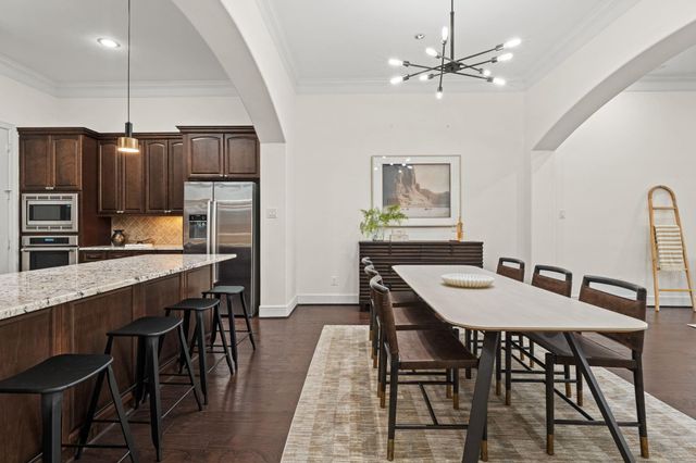 1423 Knox Street, Houston, TX 77007